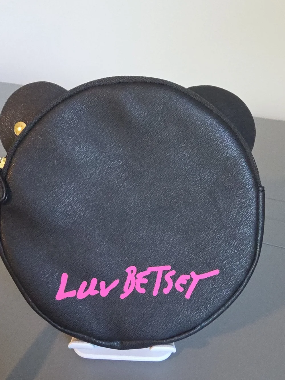 BETSEY JOHNSON NWT Luv Betsey Wristlet